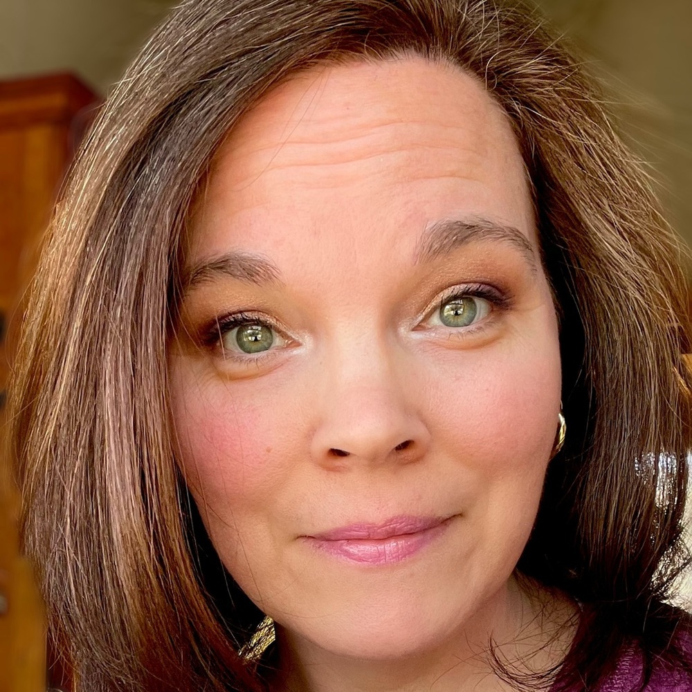 Meet your Posher, Carrie